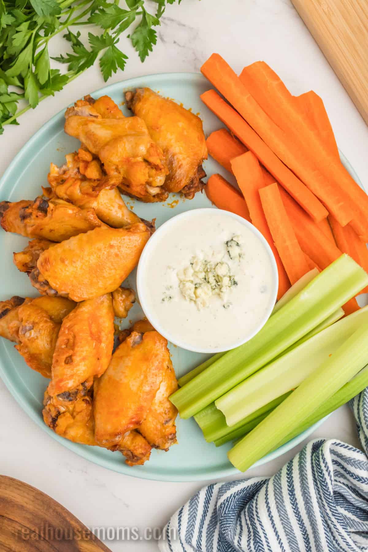 Crock Pot Chicken Wings Recipe ⋆ Real Housemoms