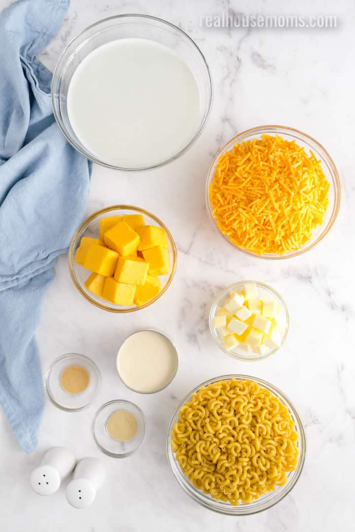 ingredients to make mac and cheese in bowls