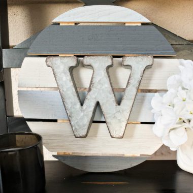 Perfect for home decor or great as a gift, make your own DIY MONOGRAM WALL ART!