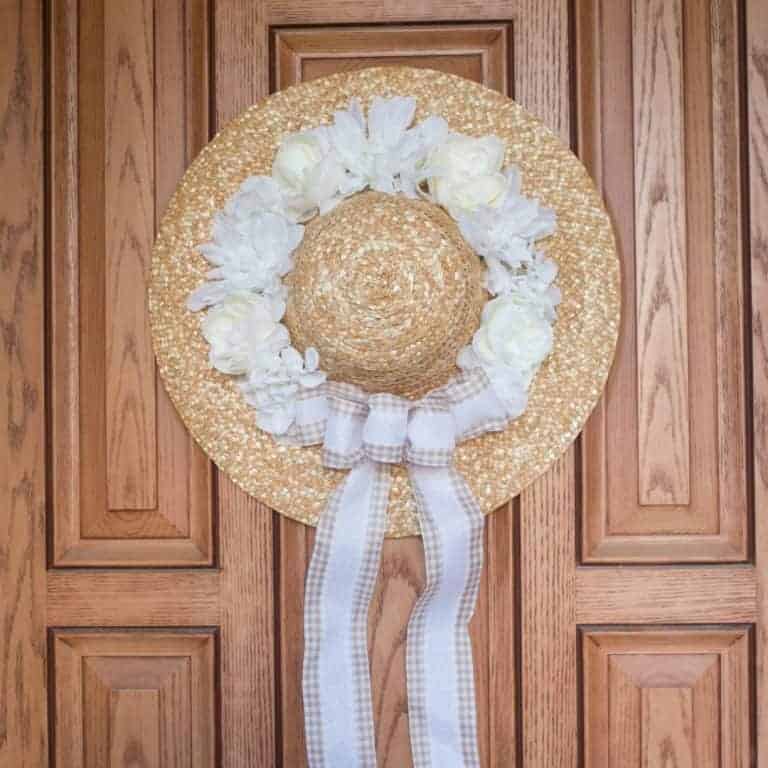 Make room for the blooms! Brighten up your home decor with a new DIY Spring Wreath!
