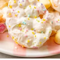 close up of easter marshmallow bark on a plate with recipe name at the bottom