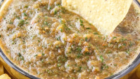 https://realhousemoms.com/wp-content/uploads/Easy-Blender-Salsa-RECIPE-CARD-480x270.jpg