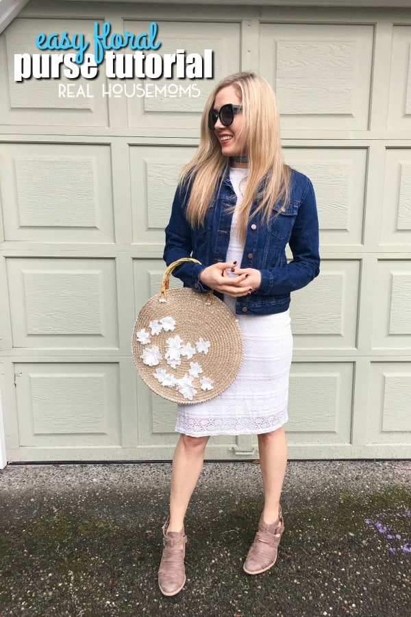 With spring right around the corner, I have an Easy Floral Purse Tutorial that will put a little spring into your step!!