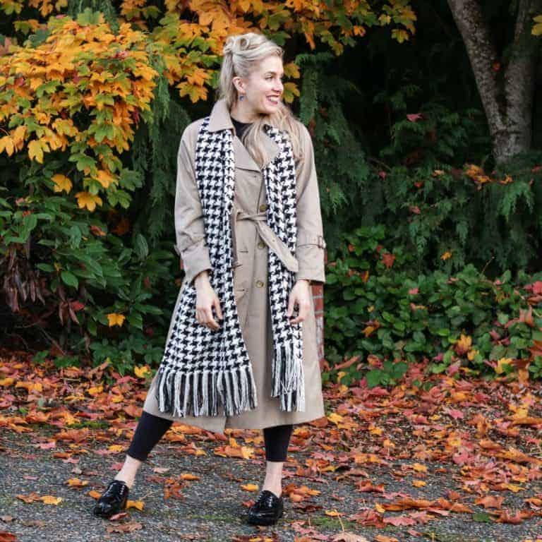 Looking to DIY an easy winter scarf this season? Well, look no further! This Easy Winter Scarf Tutorial is simple to make, looks expensive and will make the best gift idea this winter!