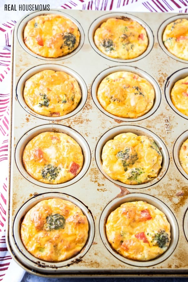 egg muffins in a muffin tin after baking
