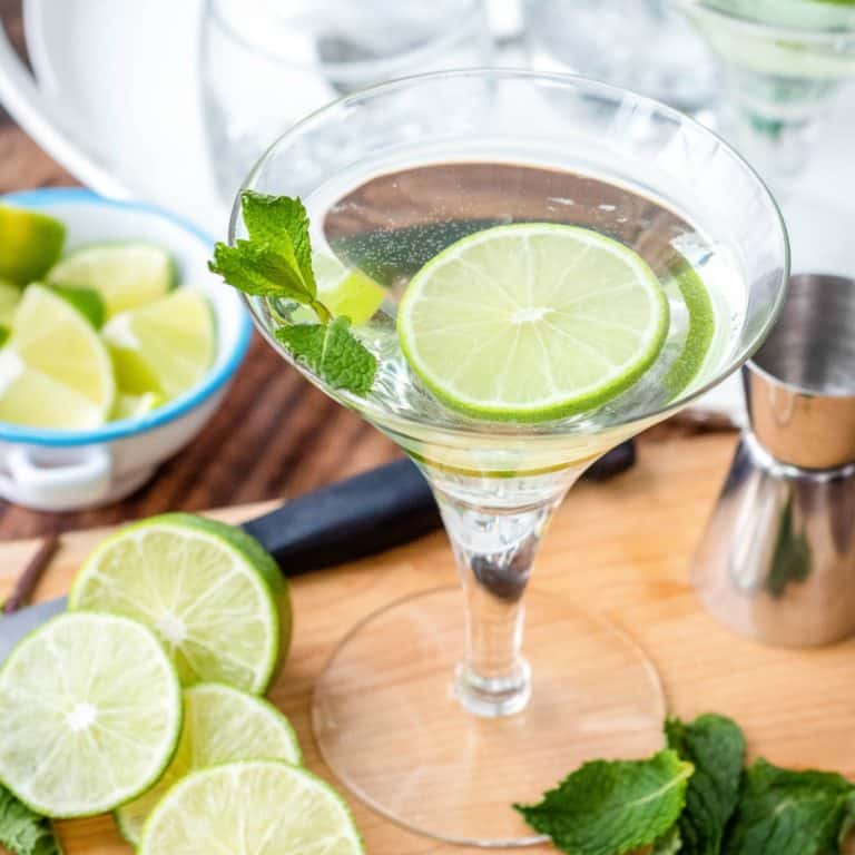 Gimlet - Classic Cocktail Recipe ⋆ Real Housemoms