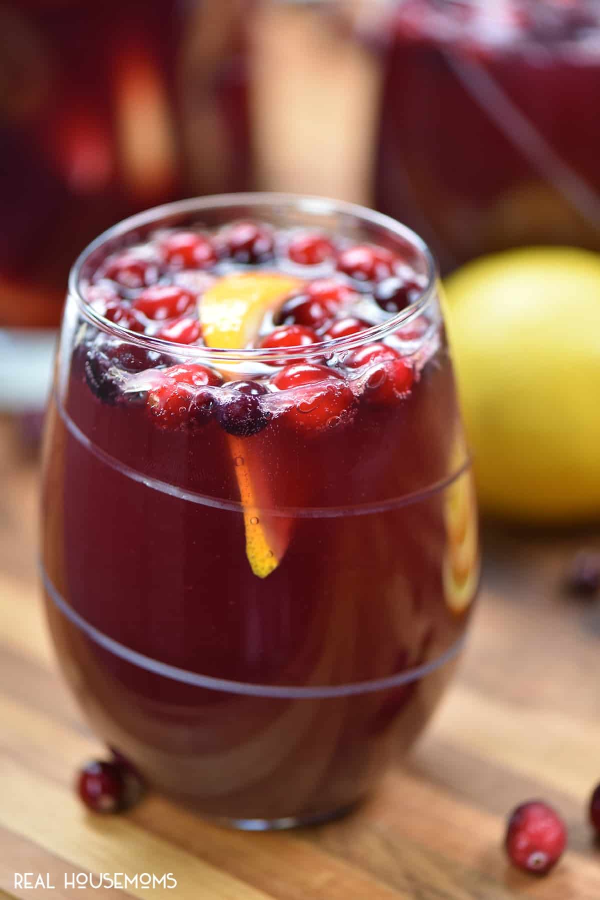Holiday Sangria - Easy Drink Recipe - InContent 3 ⋆ Real Housemoms