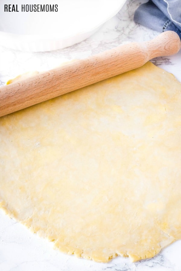 pie crust rolled out with a rolling pin