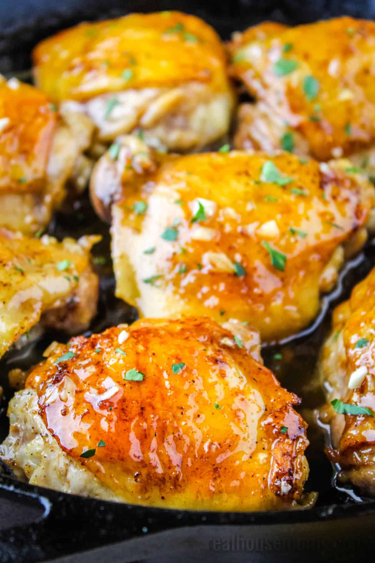 Honey Garlic Chicken Thighs ⋆ Real Housemoms