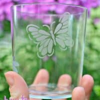 Create your own custom ETCHED GLASS piece with our easy tutorial! This project is great for crafting newbies to veterans alike!