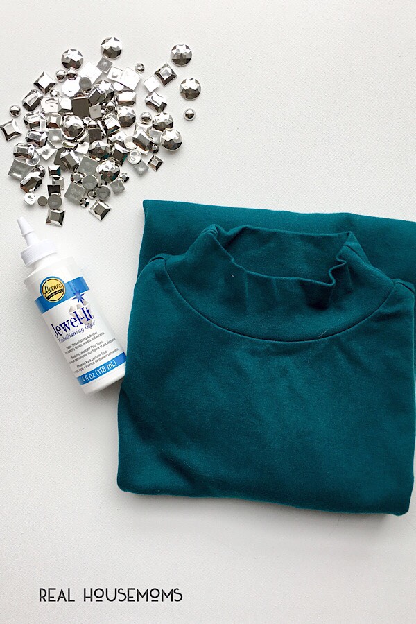 DIY Embellished Tee - Perfect Way to Add little Sparkle to your holiday wardrobe