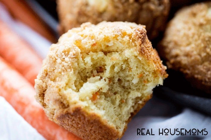 Our CARROT COFFEE CAKE MUFFINS are soft and fluffy muffins, stuffed with carrots and coconut, and a cinnamon sugar streusel crumb topping!