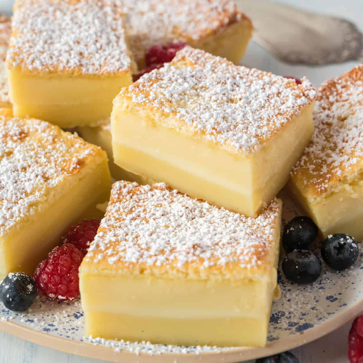 MAGIC CAKE!!! RECIPE: http://www.kitchennostalgia.com/desserts/cakes/magic- cake.html#video Vanilla Magic Custard Cake – 1 batter during baking... | By  Kitchen Nostalgia | Facebook