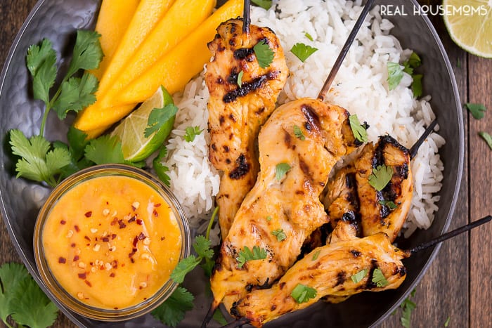 Cook up some yummy Thai food in your own backyard with these sweet and tender MANGO CHICKEN SKEWERS!