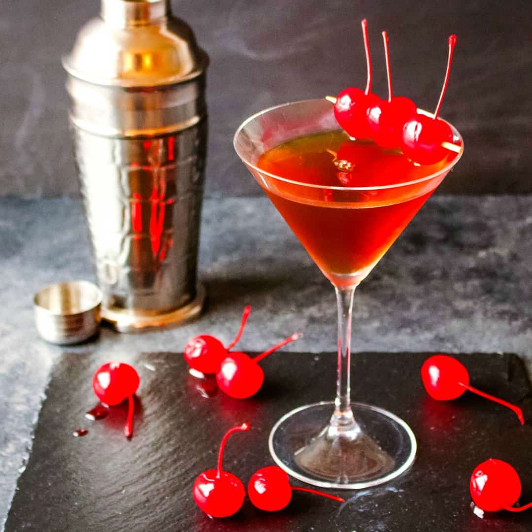 Made with whiskey, sweet vermouth, and bitters, this classic Manhattan Drink is the ultimate libation for any dinner or cocktail party!