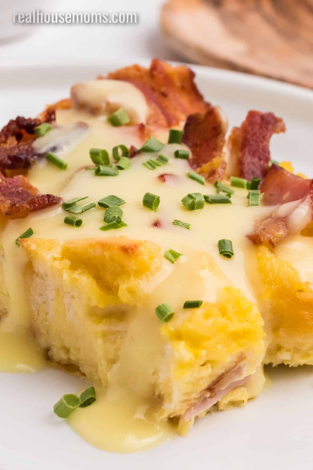 Meaty Eggs Benedict Casserole ⋆ Real Housemoms