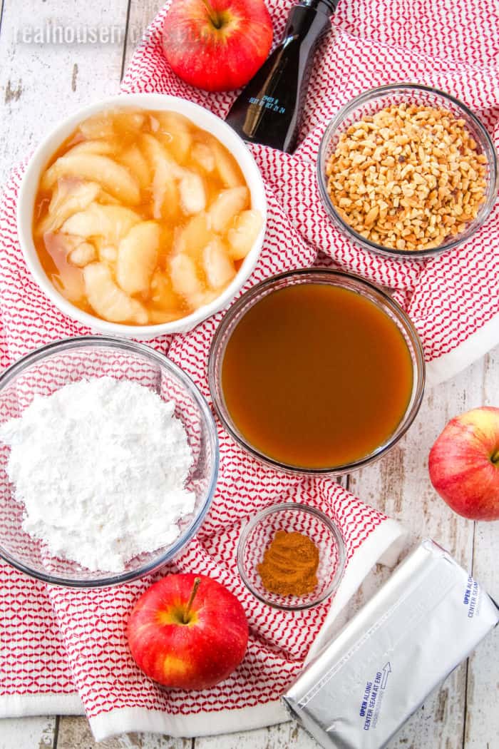ingredietns to make no bake apple cheesecake dip in small bowls