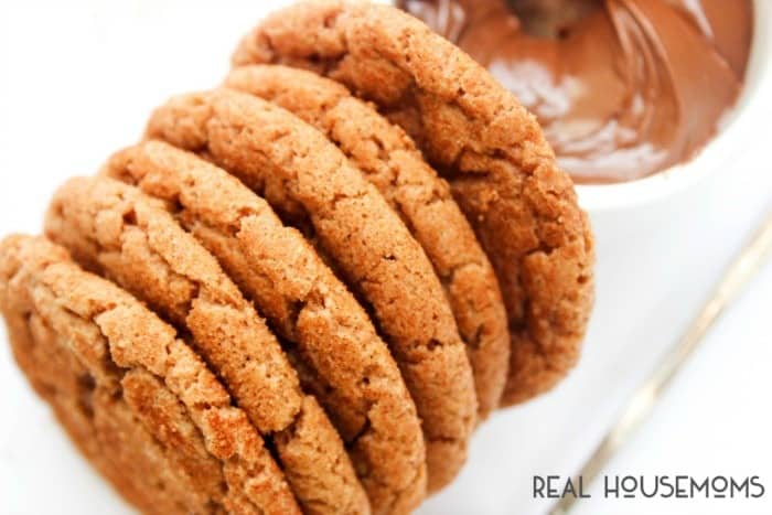 NUTELLA SNICKERDOODLES combine my favorite cookie with my favorite hazelnut spread making this cookie crave-worthy!