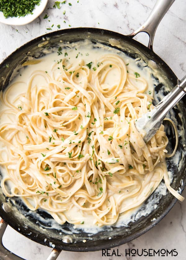 One Pot Alfredo Pasta with Video ⋆ Real Housemoms