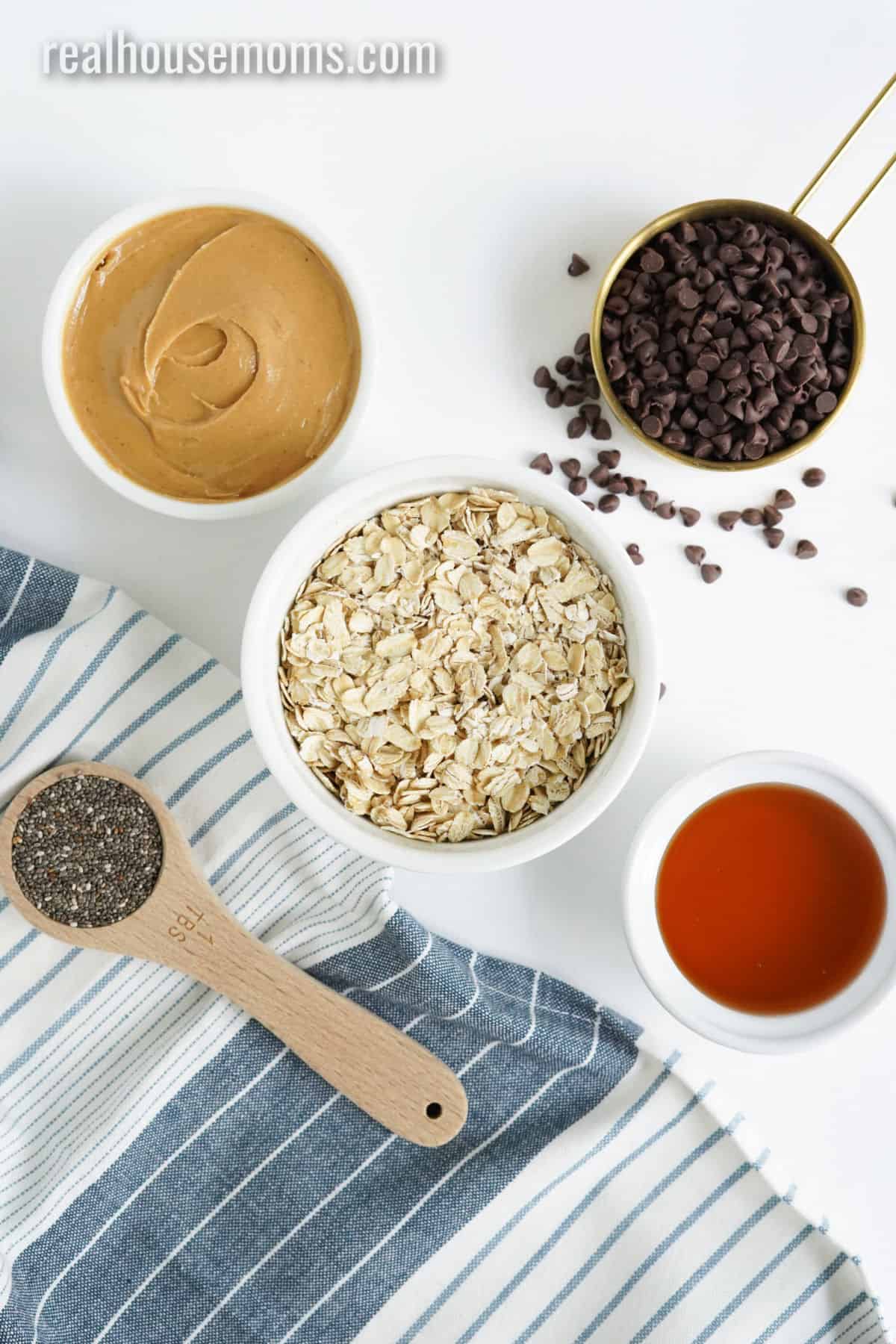 Peanut Butter Protein Balls ⋆ Real Housemoms