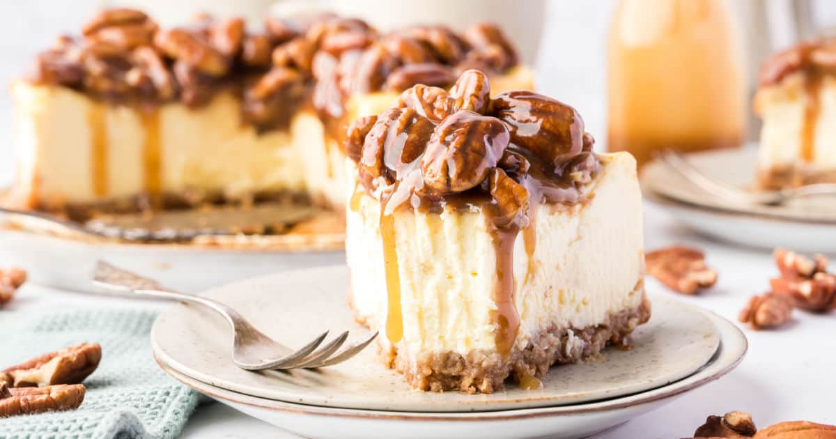 Pecan Pie Cheesecake ⋆ Real Housemoms