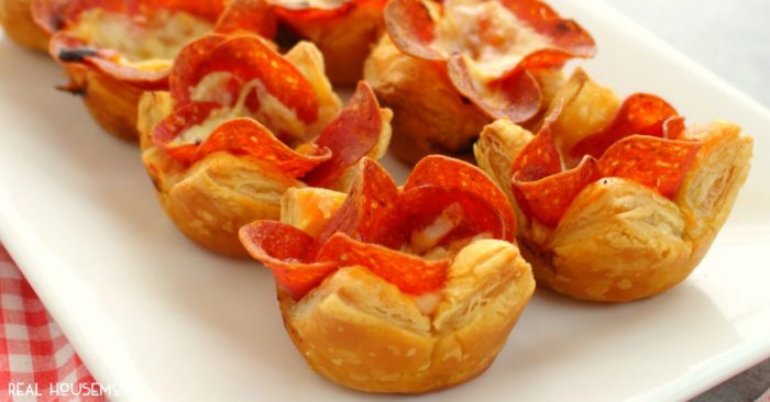 Pepperoni Pizza Puffs ⋆ Real Housemoms 1892