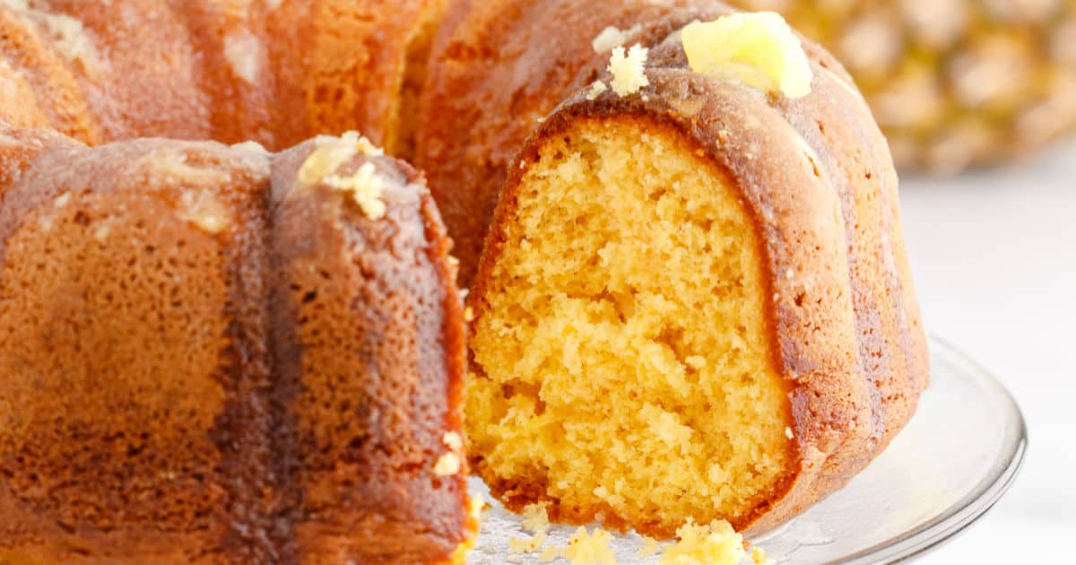 Pineapple Bundt Cake ⋆ Real Housemoms