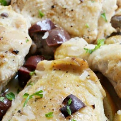 This PRESSURE COOKER LEMON CHICKEN is a quick and easy dinner with lots of bold, bright flavors!