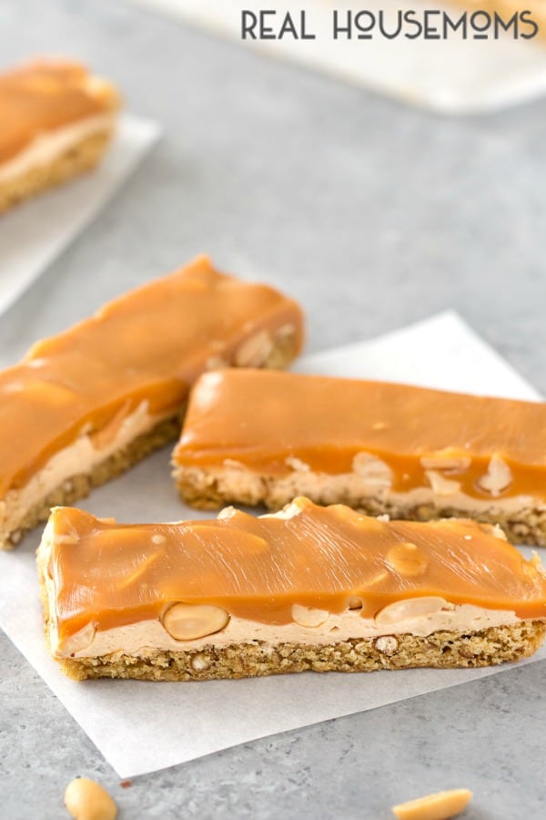 These Salted Caramel Peanut Pretzel Bars are easy to make and sure to delight your whole family! Homemade candy bars like this are perfect to give away or snack on yourself!