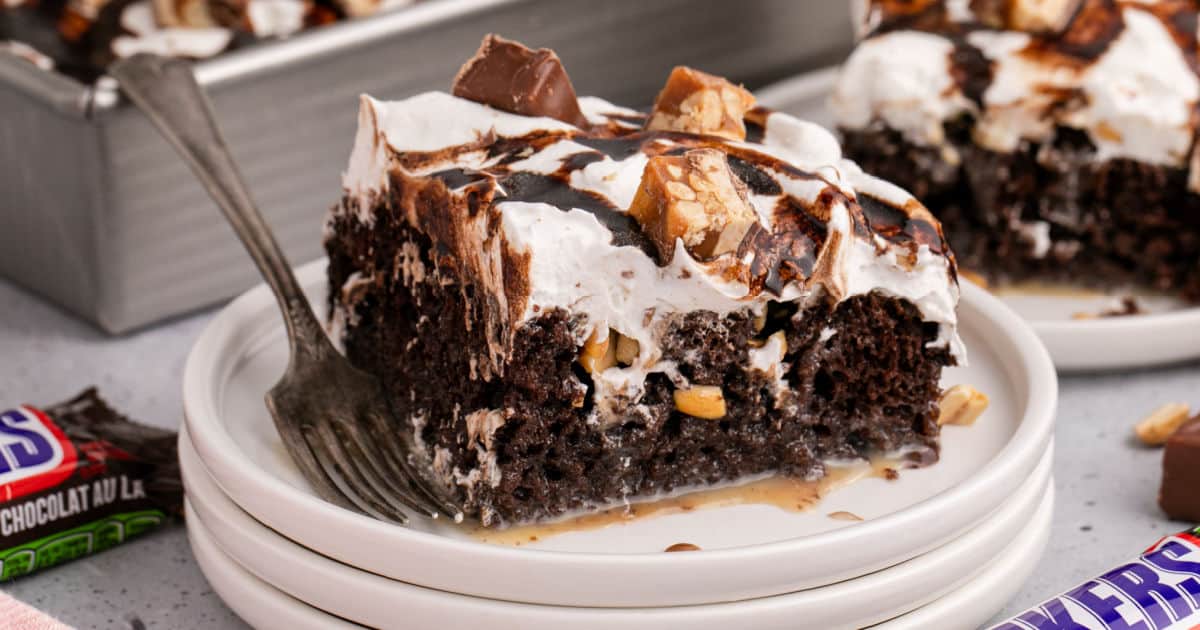 Snickers Poke Cake - Easy Dessert Recipe- Real Housemoms