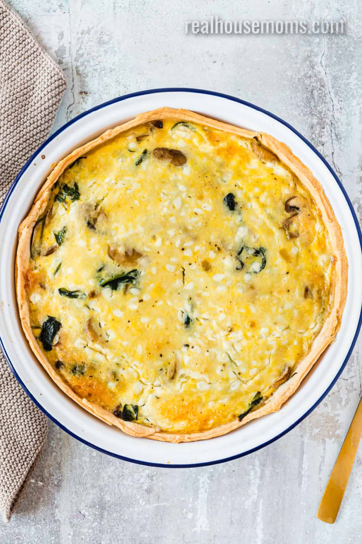 Spinach and Mushroom Quiche ⋆ Real Housemoms
