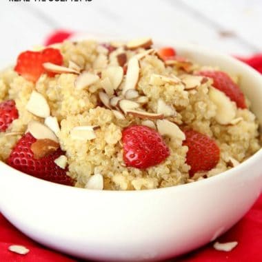 A chilled salad is the perfect side dish for a hot summer day. This STRAWBERRY ALMOND QUINOA is delicious and easy side dish to throw together for a picnic, party, or weeknight summer supper!