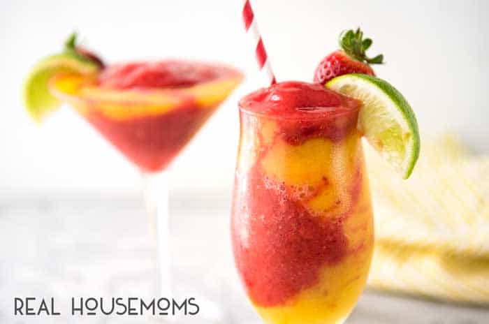 Try to tell me that you don't want to reach through the screen and grab this STRAWBERRY MANGO DAIQUIRI!