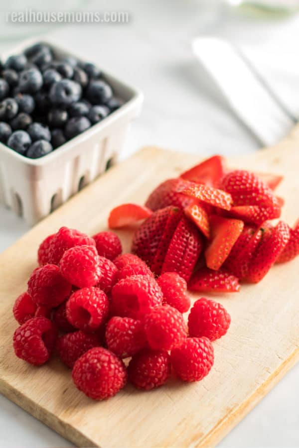 The BEST Summer Berry Sangria ⋆ Real Housemoms