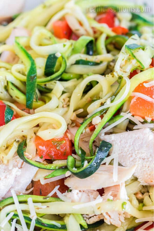 Zoodles (zucchini Noodles) ⋆ Real Housemoms