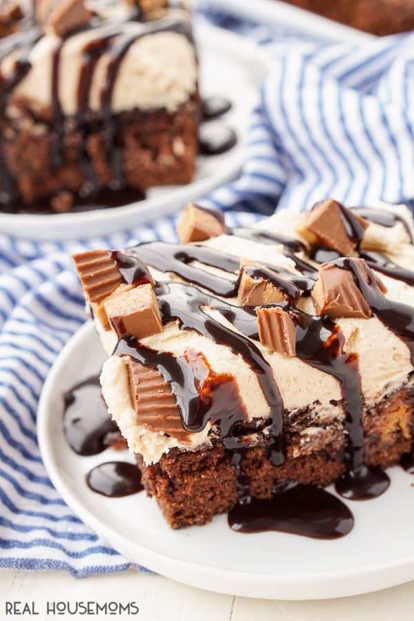 These FROSTED PEANUT BUTTER BROWNIES are fudgy, rich & sweet for a dessert you can't resist!