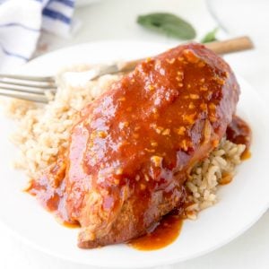 Slow Cooker Honey Garlic Chicken is an easy dinner that can be put together fast, letting you walk away and forget about it. It's so full of flavor your family will be asking you to make it all the time!