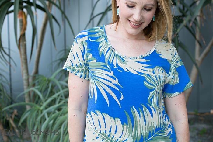 Warm weather is HERE! It's the perfect time to experiment with prints and patterns......we're sharing four SUMMER PRINTS that are perfect for sunny days and warm summer nights!